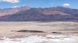 A photo of Salar de Antofalla in Argentina