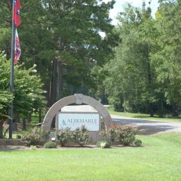 Albemarle outdoor sign at Magnolia plant