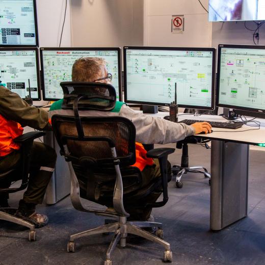 Chile Salar facility control room