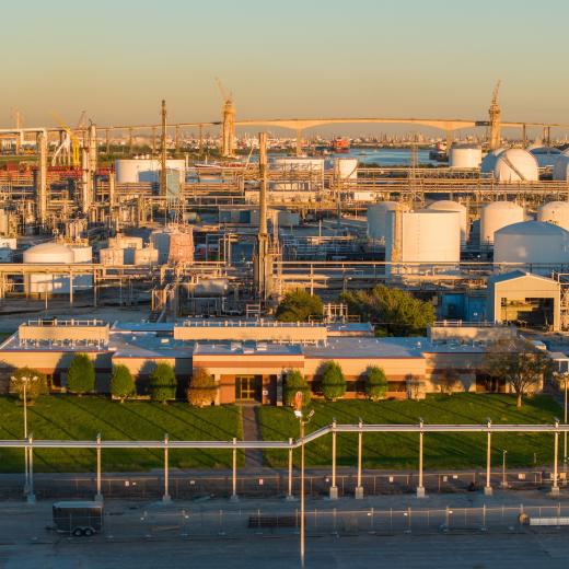 A photo of the Albemarle production facility in Pasadena, TX